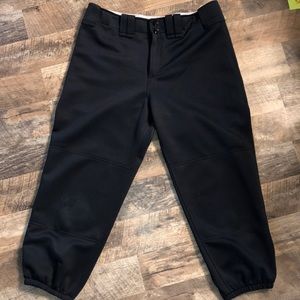 Size L. Mizuno Women’s Softball Pants.